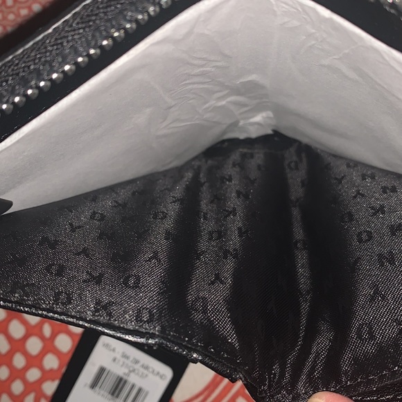 DKNY Vela Zip-Around Wallet (small) - Picture 7 of 8